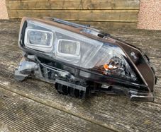 Nissan Leaf Headlight Driver side 2019