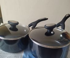 Non stick saucepans
