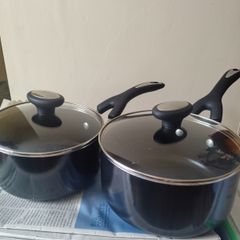Non stick saucepans