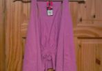 Sleeveless pink top