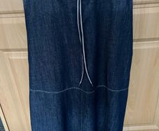 Ladies denim skirt with pockets size S elastic waist
