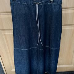 Ladies denim skirt with pockets size S elastic waist