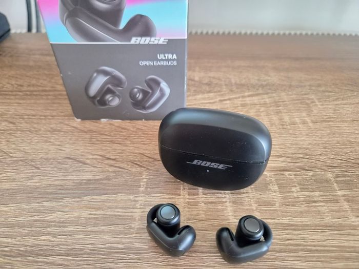 Bose Ultra Open Earbuds - BLACK