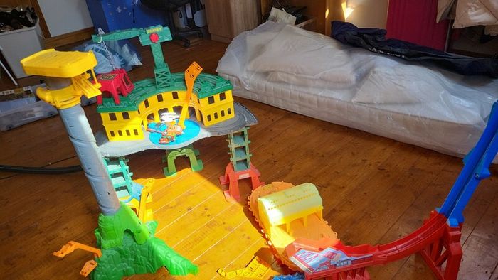 FREEThomas the tank engine