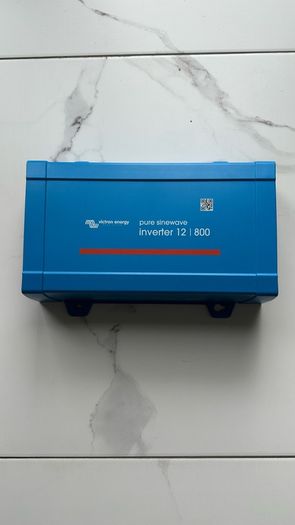 Victron Energy 800VA 12-Volt 230V AC Pure Sine Wave Inverter