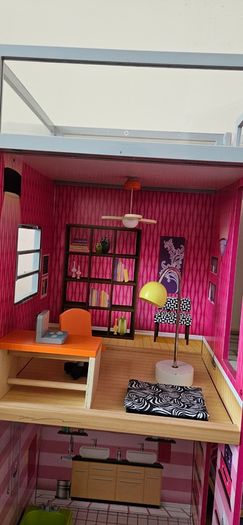 Wooden Dolls House: 3-storey, 4-foot KidKraft Uptown Model