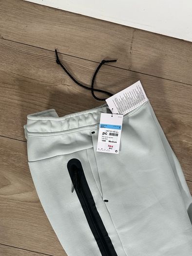 Nike tech tracksuit