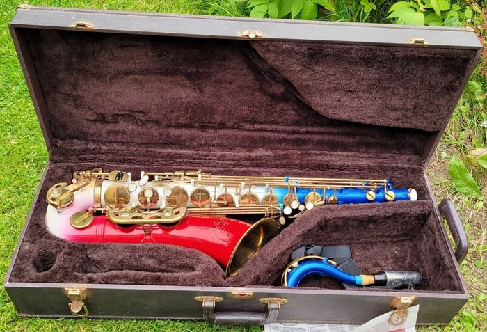 LA Sax Tenor Saxophone