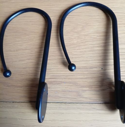 Curtain Hooks/Tie Backs