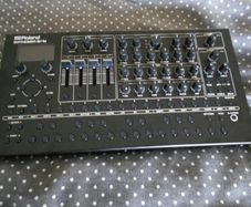 Roland SH-4d Synthesizer Mint Condition