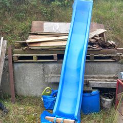 Slide and some accessories for DIY playhouse or replacement