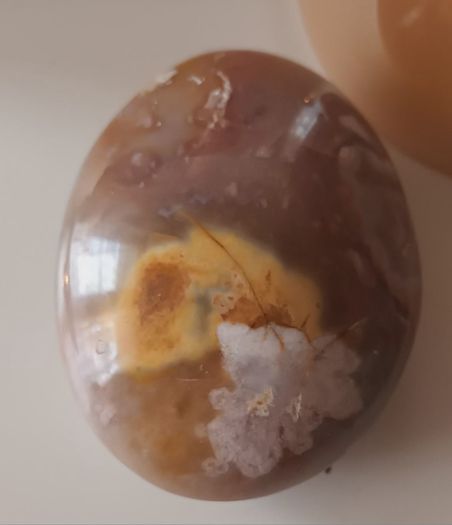Blue Agate Slice & Flower Agate Crystals