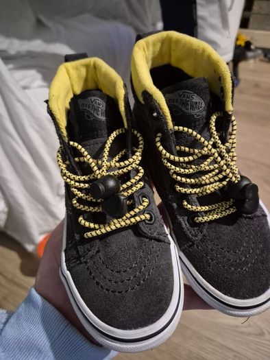 Vans boys - Like new size UK 10