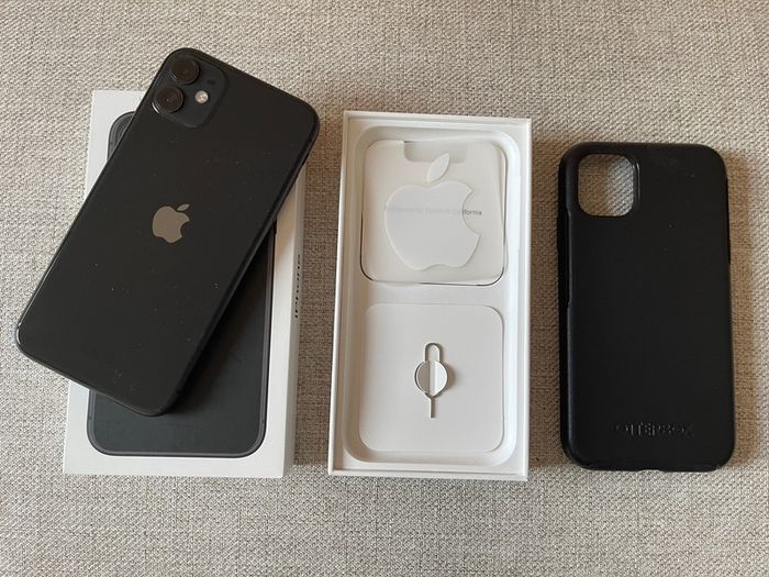 iPhone 11