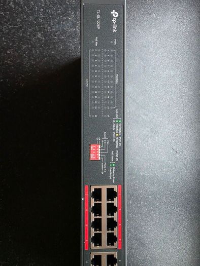 TP-Link TL-SL1226P 24-Port 10/100Mbps 2-Port Gigabit Unmanaged PoE+ Switch