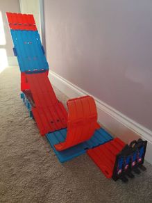 Hot Wheels Track Builder Race Crate