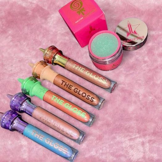 Jeffrey star glosses and lip scrub