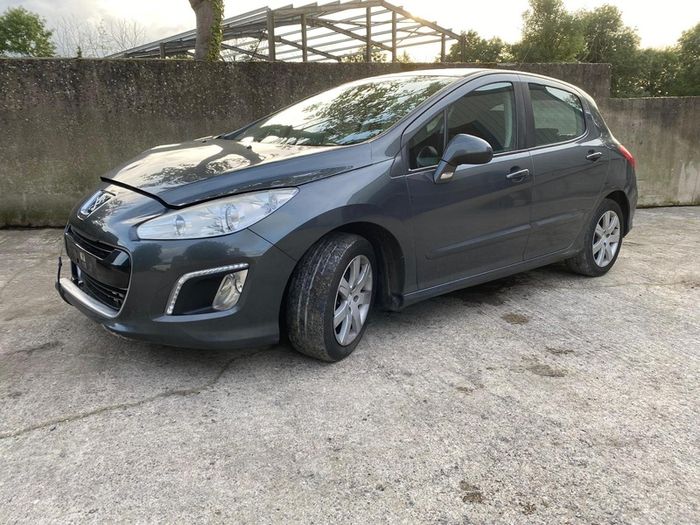2013 Peugeot 308 Active Breaking