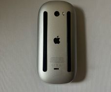 Apple mouse