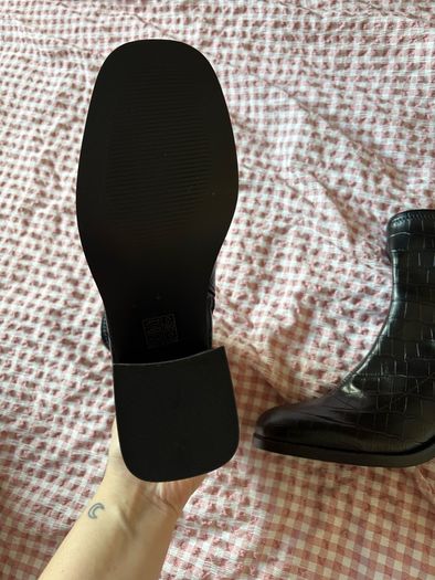 Black SCHUH Boots