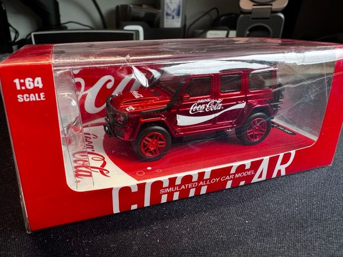1/64 Benz Brabus G550 Coca Cola limited edition