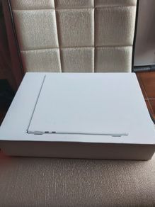 Macbook Air empty box