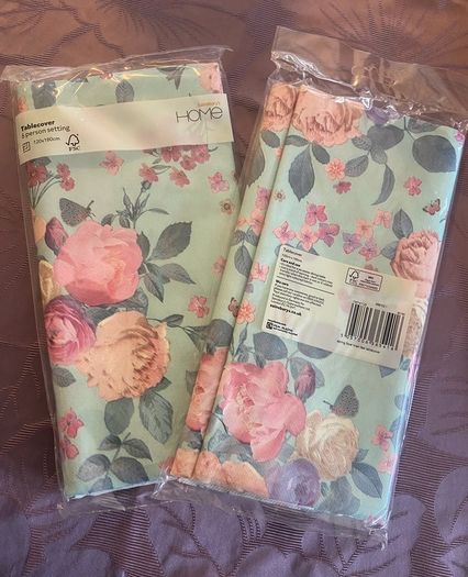New tablecloths x 2