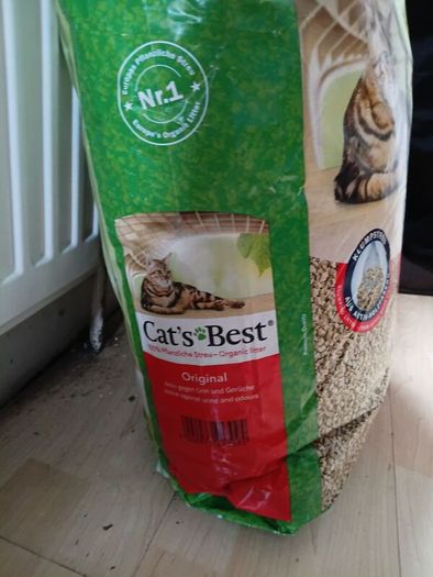 23.5 KG of Cats Best Original Organic  Wood Granule  Clumping Cat Litter