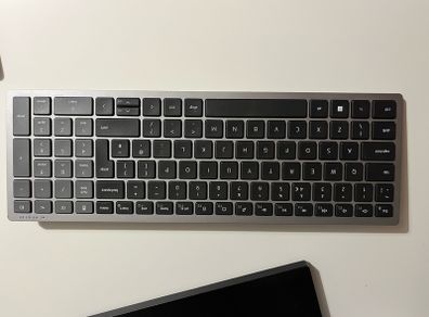 Dell Multi Device Wireless Keyboard Like New