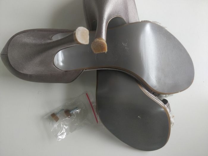Shoes - Size 6.5