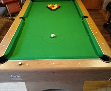 Pool table