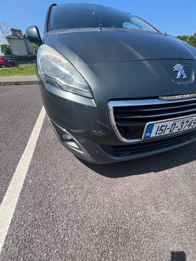 2015 Peugeot 5008