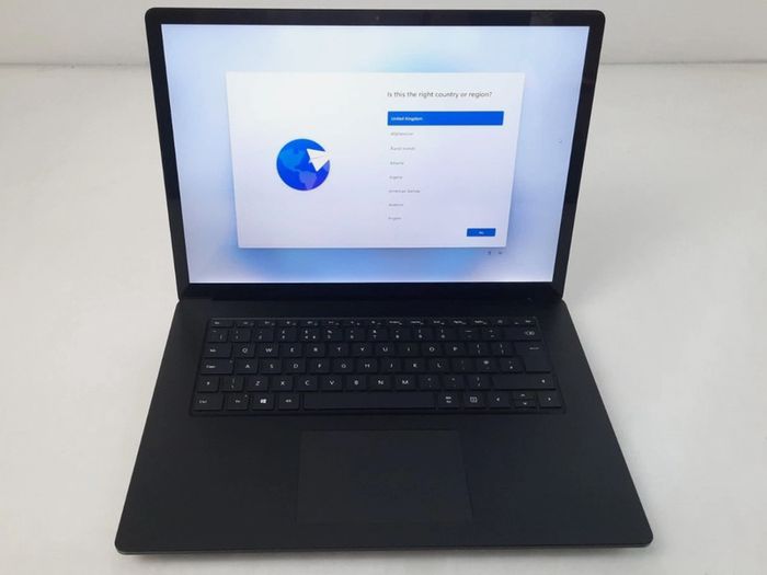 Microsoft Surface Laptop 3 Touchscreen 15 Inches Laptop i7-1065G7 16GB RAM 256GB NVME SSD Win 11 Pro