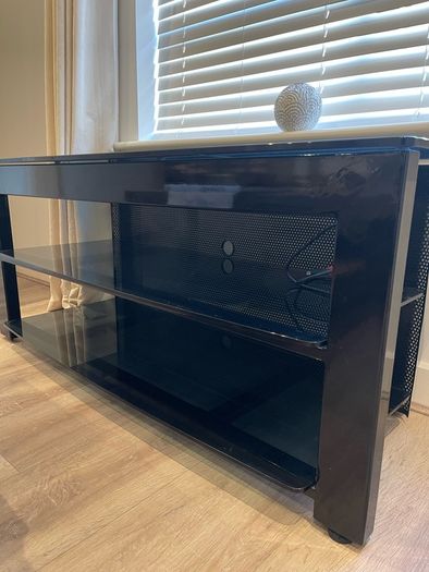 Lg 55" Tv and Tv stand