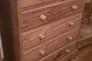Chest of drawers