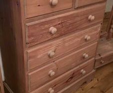 Chest of drawers