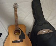 Acoustic yamaha guitar