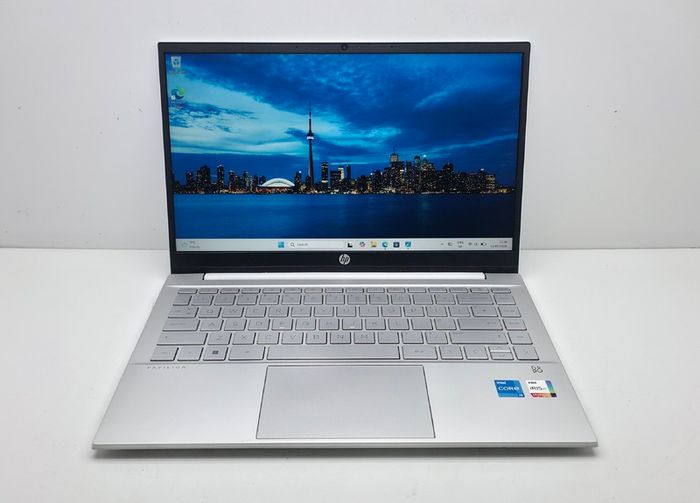 HP Pavilion 14-DV - Intel i3(12.gen)/ 24GB RAM/ Touch screen Laptop