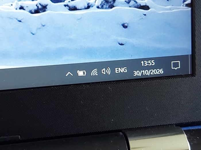 HP 15.6 inch Laptop, Model 15-bw059sa, AMD A6-9220 Radeon R4, 5 Compute Cores 2C plus 3G, 2.5GHz, 4GB Ram, 1 Terrabyte HDD, Windows 10, Microsoft Edge, Chrome, and VLC