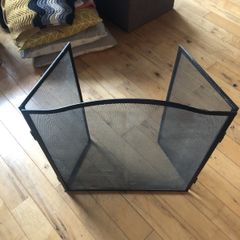 Fire screen