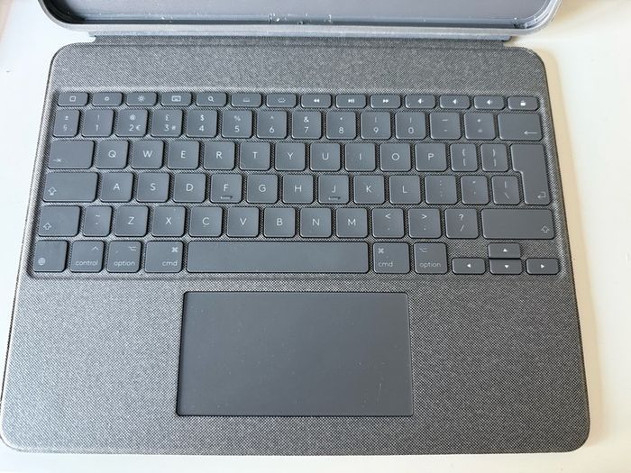 Logitech combo touch case for ipad pro 12.9