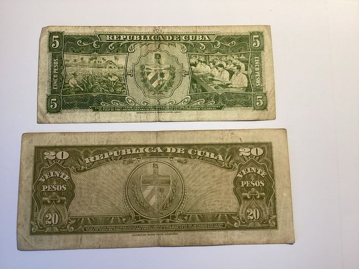 Banknotes Cuba