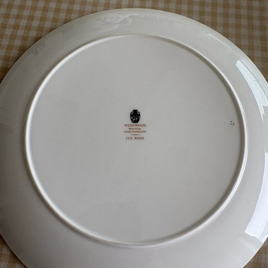 Wedgwood Complete Tea Set Ice Rose