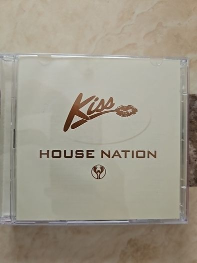 2 Kiss Double CDs