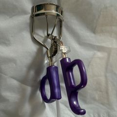 New Eyelash Curler