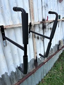 Wall mount bicycle stand