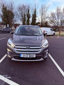 Ford kuga crew cab