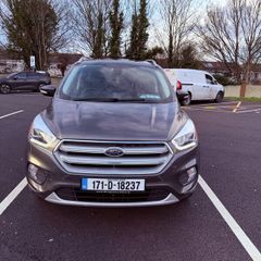 Ford kuga crew cab