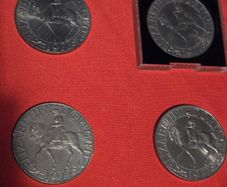 1977 Queen Elizabeth II Silver Jubilee commemorative crown coins. 4pcs.