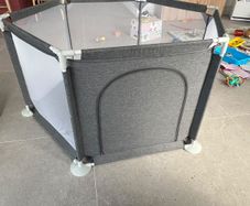 childs playpen